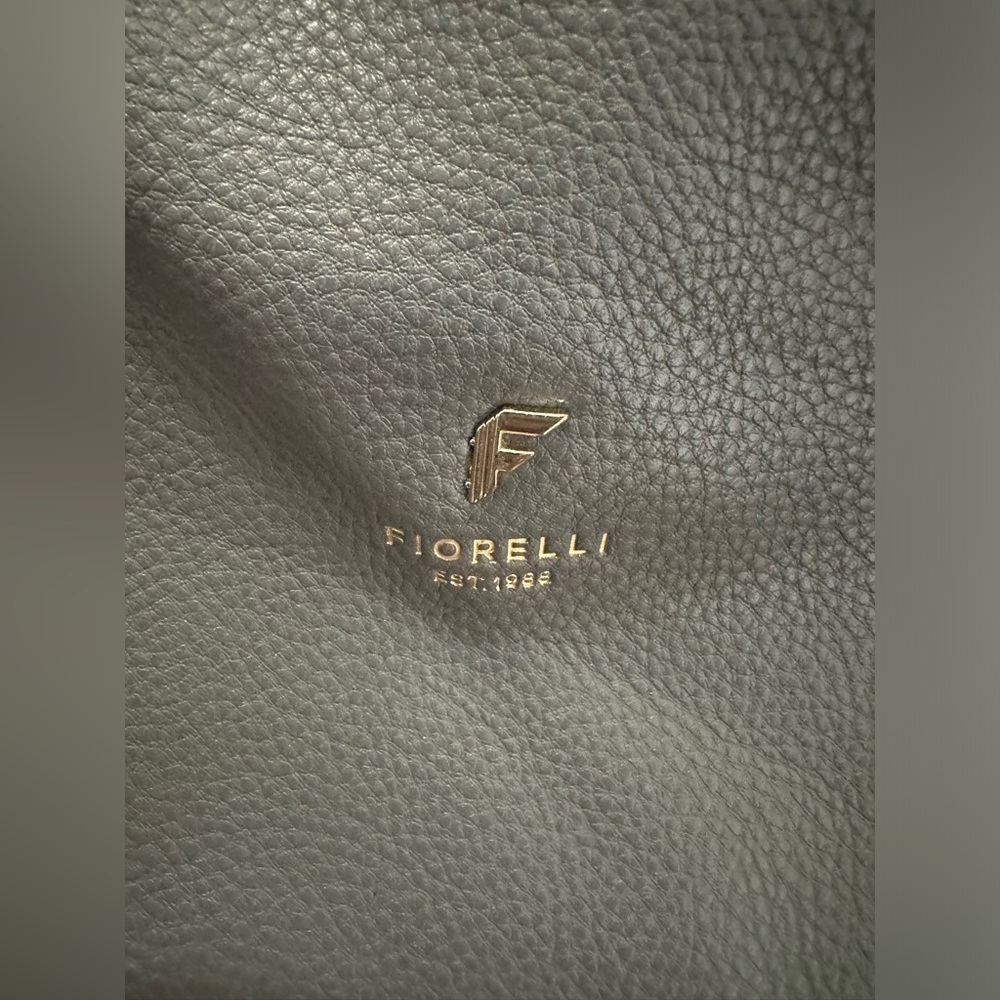 FIORELLI EST.1988 GRAY Pebbled BAG - Crossbody & Shoulder Straps Purse - Picture 3 of 12